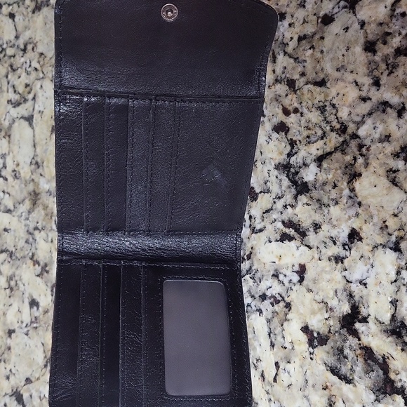 Patricia Nash Reiti Wallet Black & White Sunflower Print - Picture 7 of 15